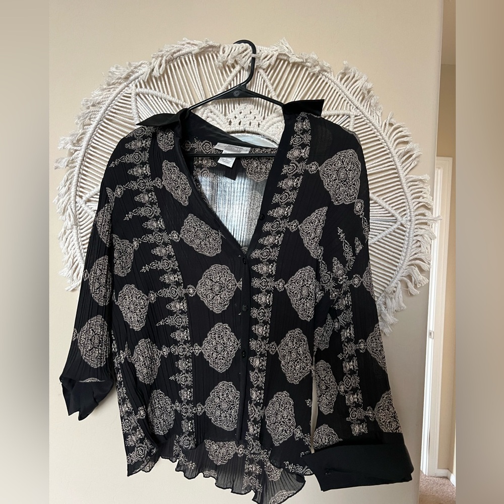 Sheer Button with Pleaded detail